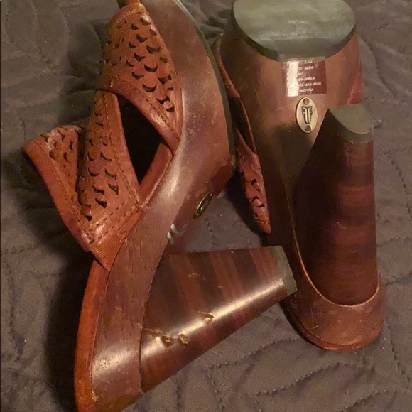 Frye heels - Picture 3 of 3